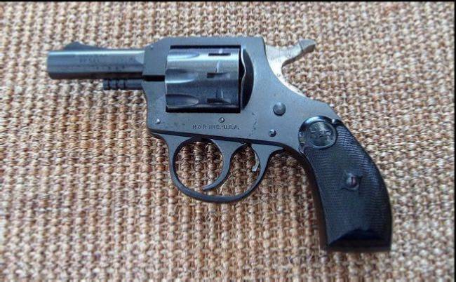 .22 Revolver